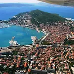 In Old Town Apartman